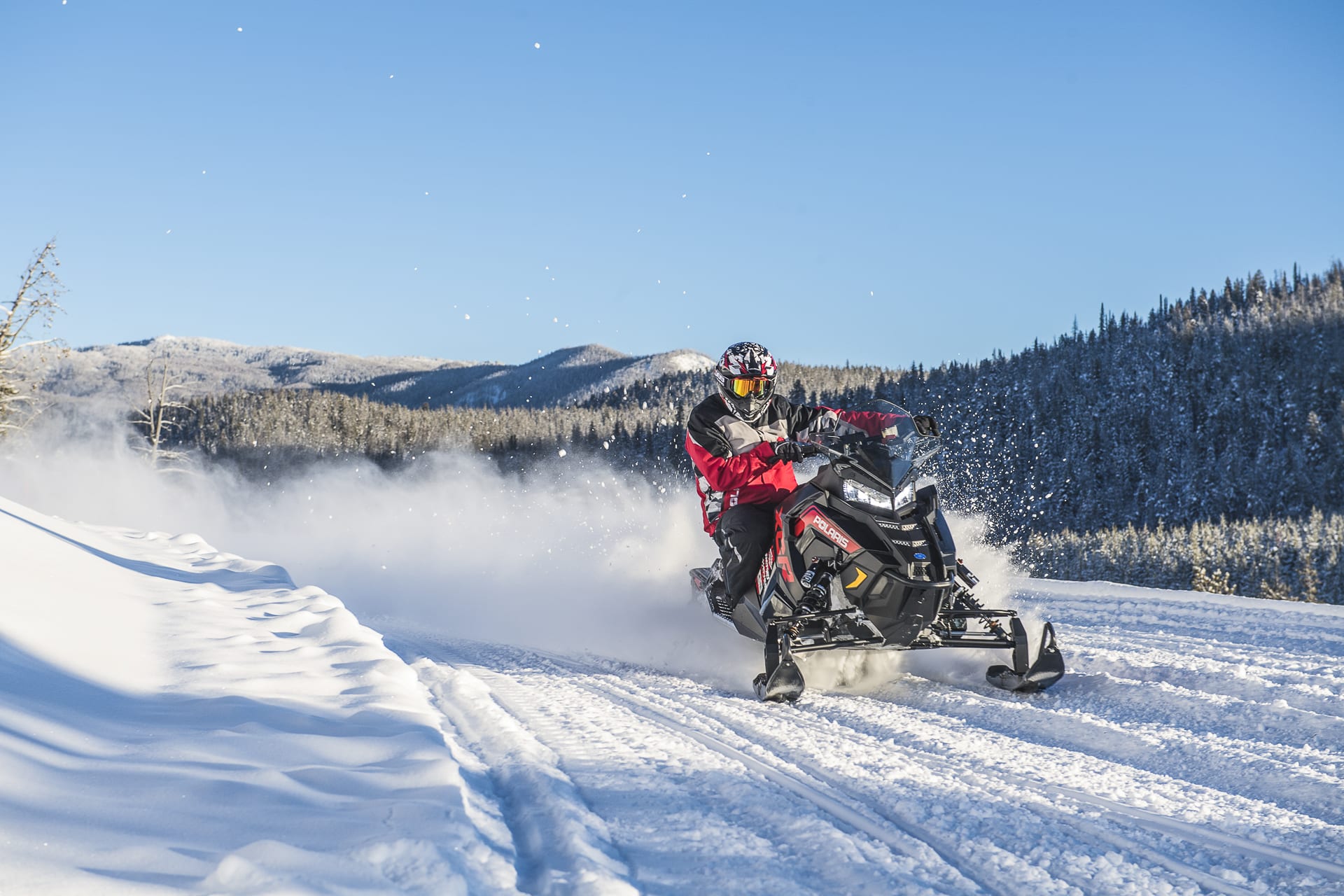 2018 Polaris Switchback XCR 800