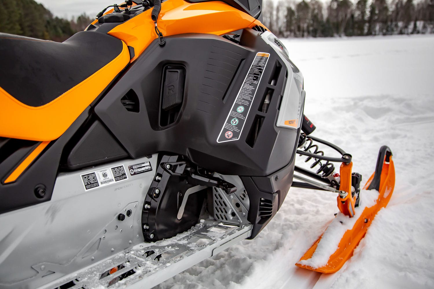 Ski-Doo Renegade XRS 900 ACE Turbo 2019 Essai