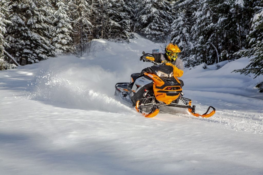 Ski-Doo Renegade XRS 900 ACE Turbo 2019 Essai