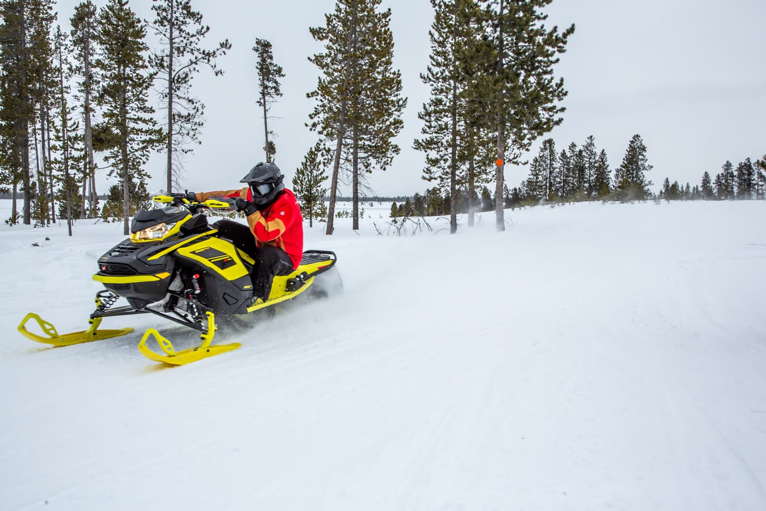 Ski-Doo Renegade XRS 900 Turbo 2021 Essai