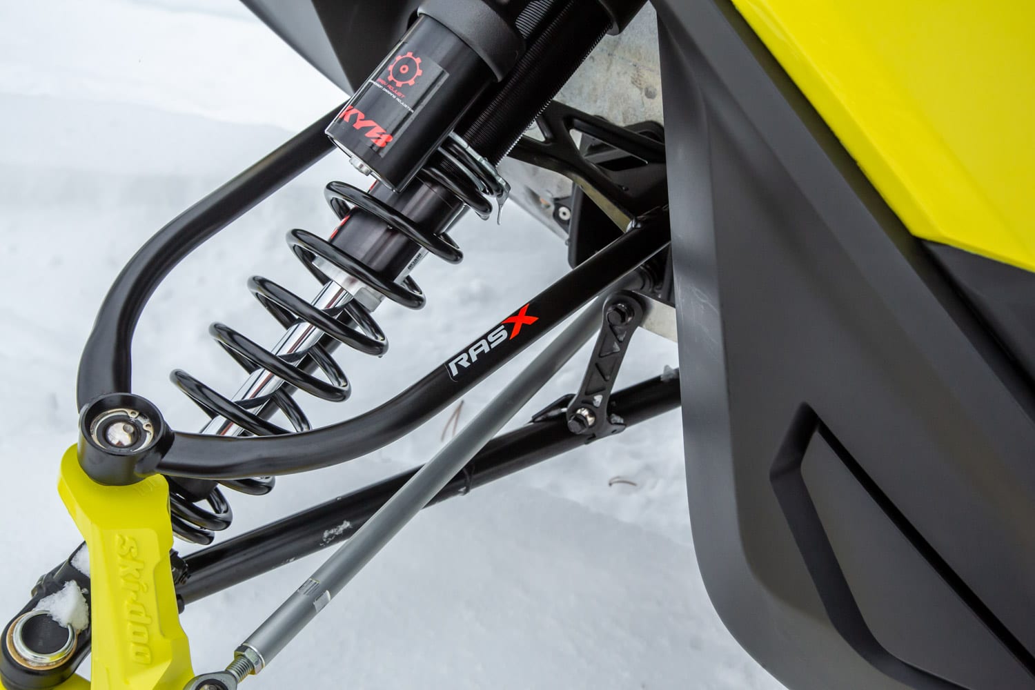 Ski-Doo Renegade XRS 900 Turbo 2021 Essai