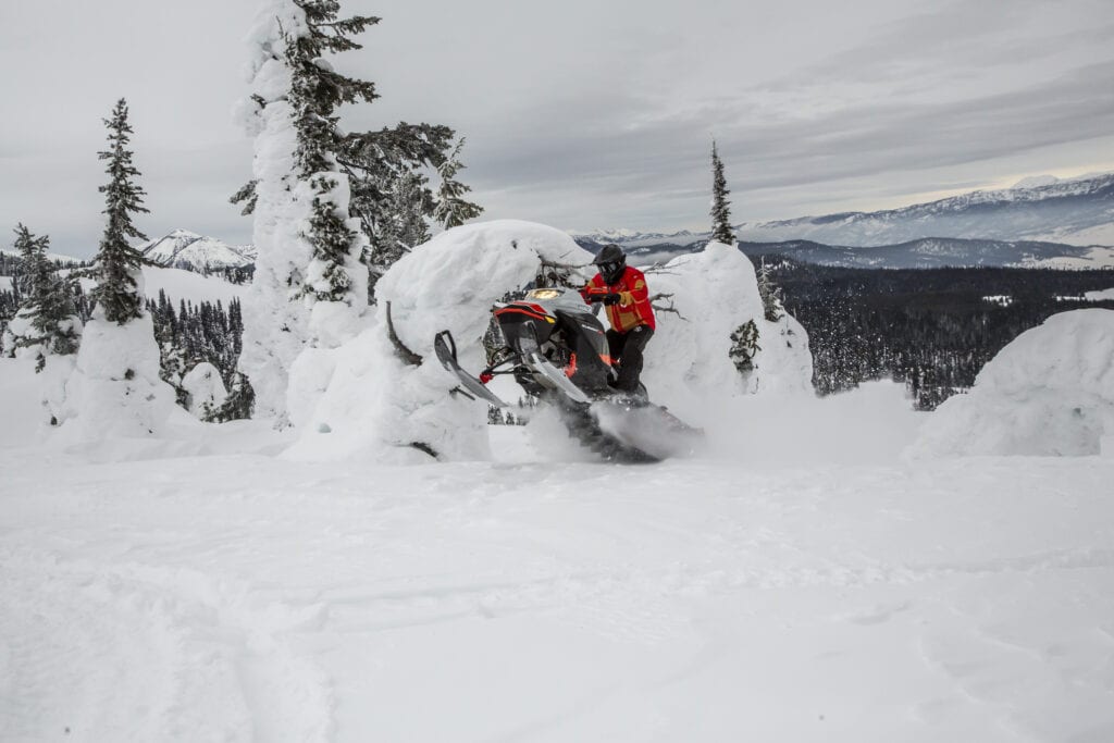 Ski-Doo Summit 850 E-TEC Turbo 2021 Essai