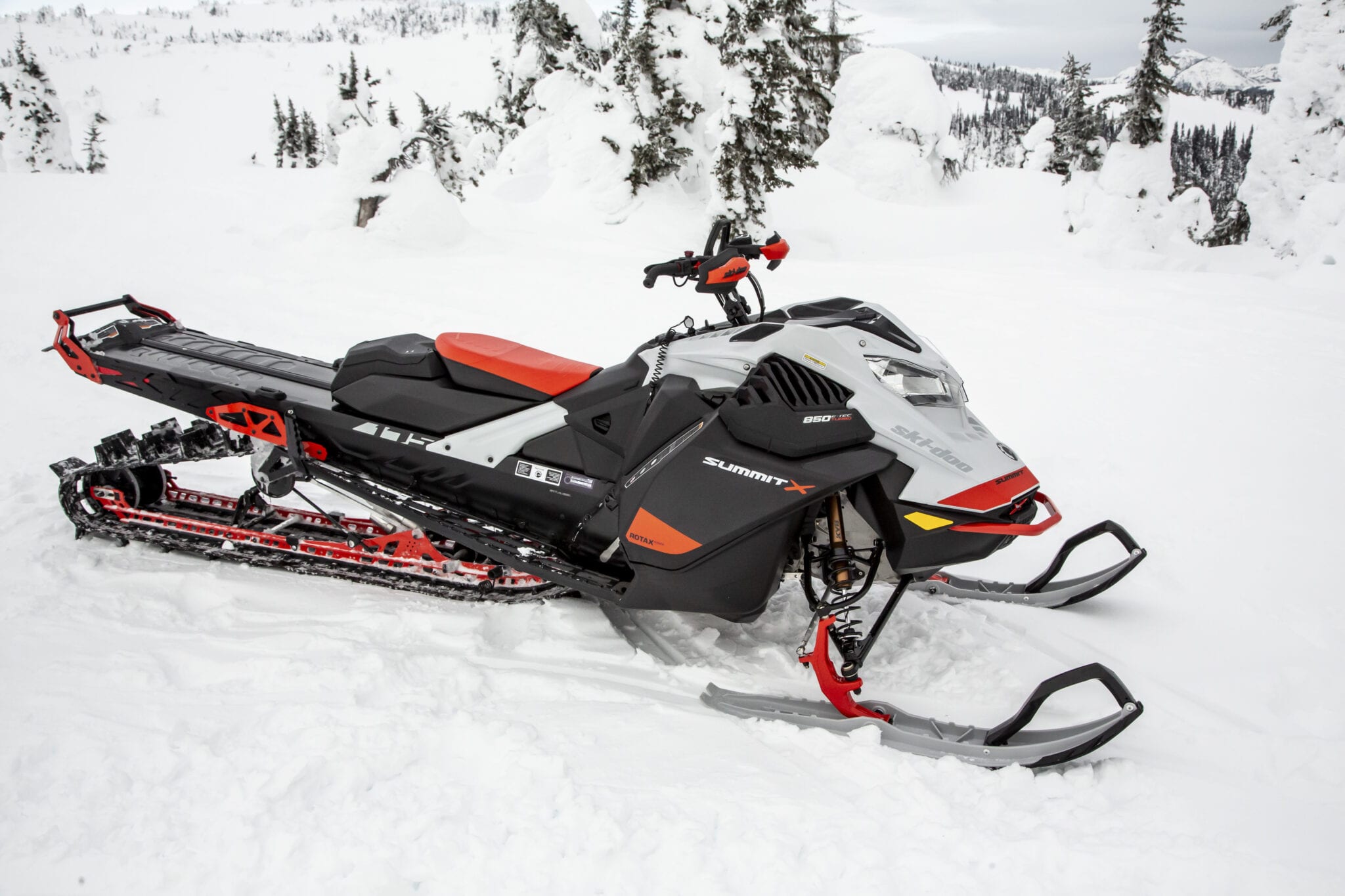 Ski-Doo Summit 850 E-TEC Turbo 2021 Essai