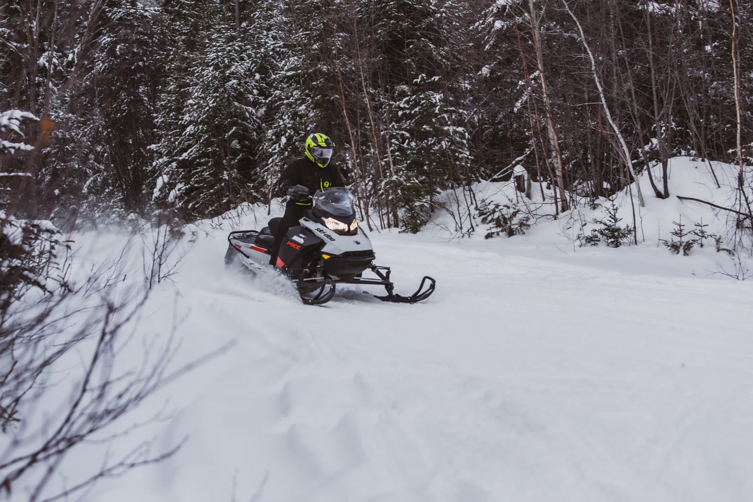 SKI-DOO MXZ Sport 600 EFI 2021 Essai