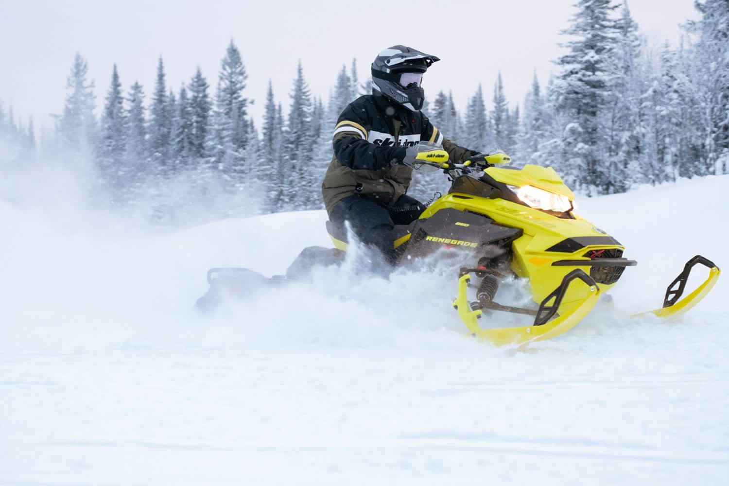 Ski-Doo Renegade 2022