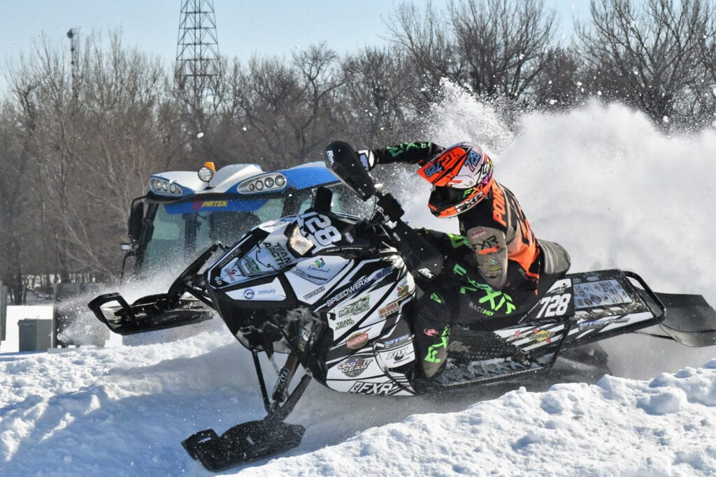 Snocross Les québécois décollent aux États-Unis