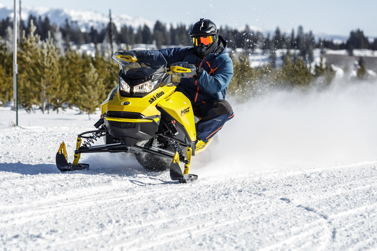 Ski-Doo MXZ Blizzard 600R 2023