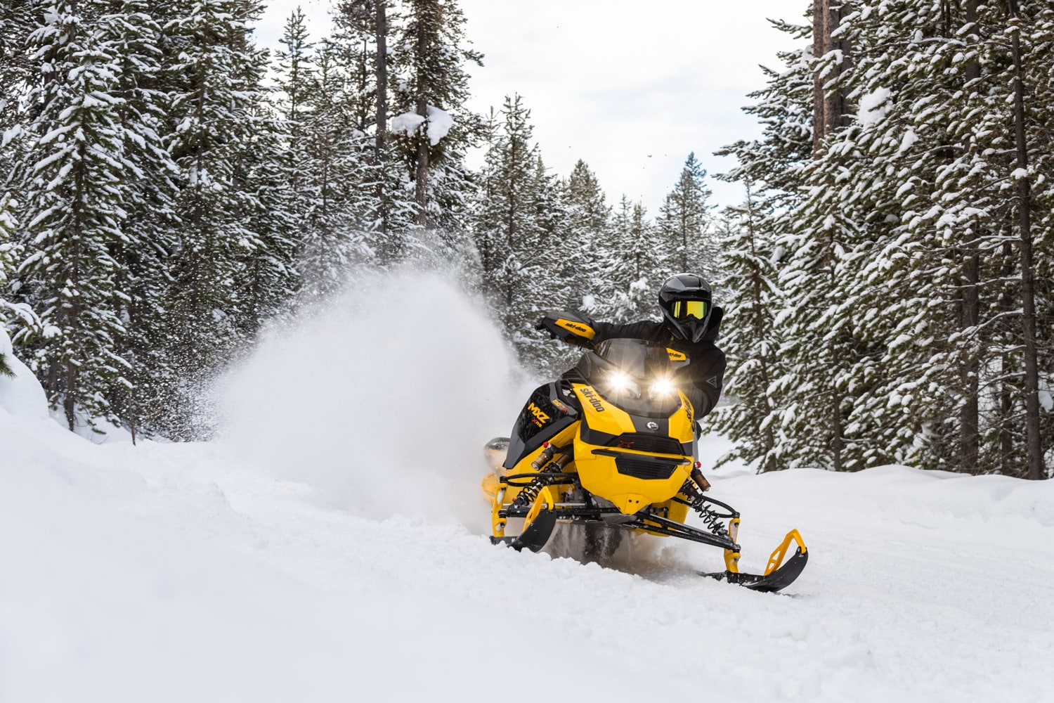 SKI-DOO-MXZ-2024