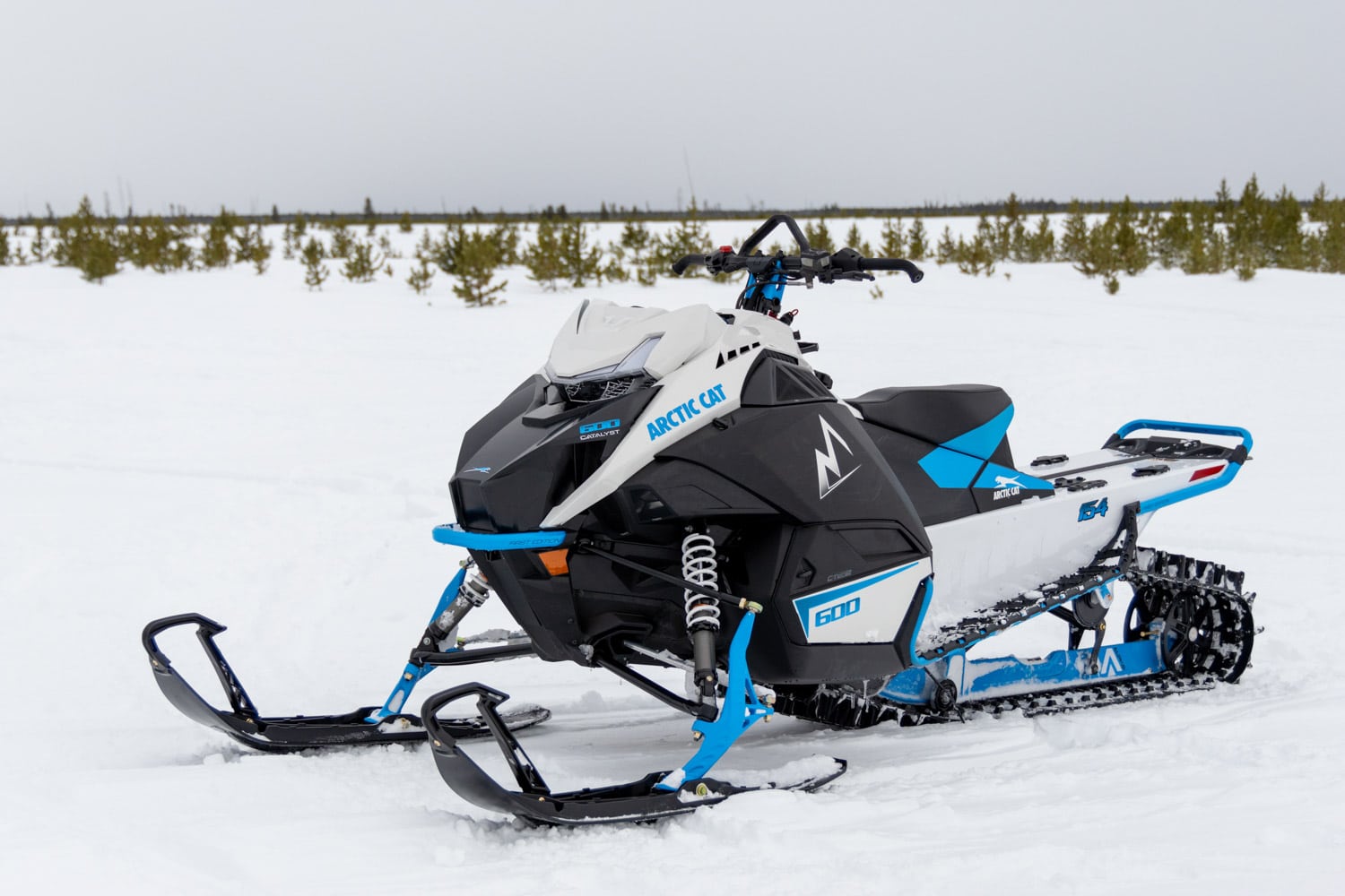 Arctic-Cat-M600-2024–Essai-de-la-plateforme-Catalyst