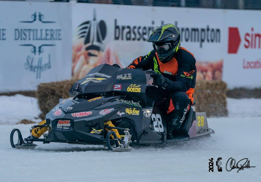 ON-A-EU-CHAUD-AU-GRAND-PRIX-SKI-DOO-DE-VALCOURT