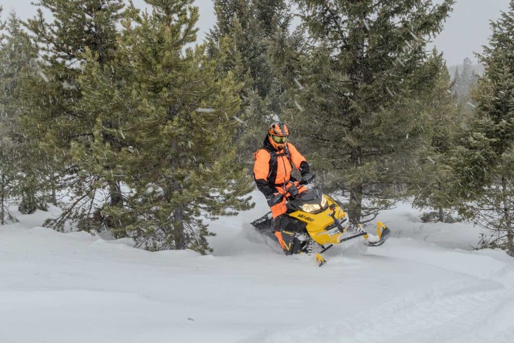 Essai : Ski-Doo Summit Neo+ 2025