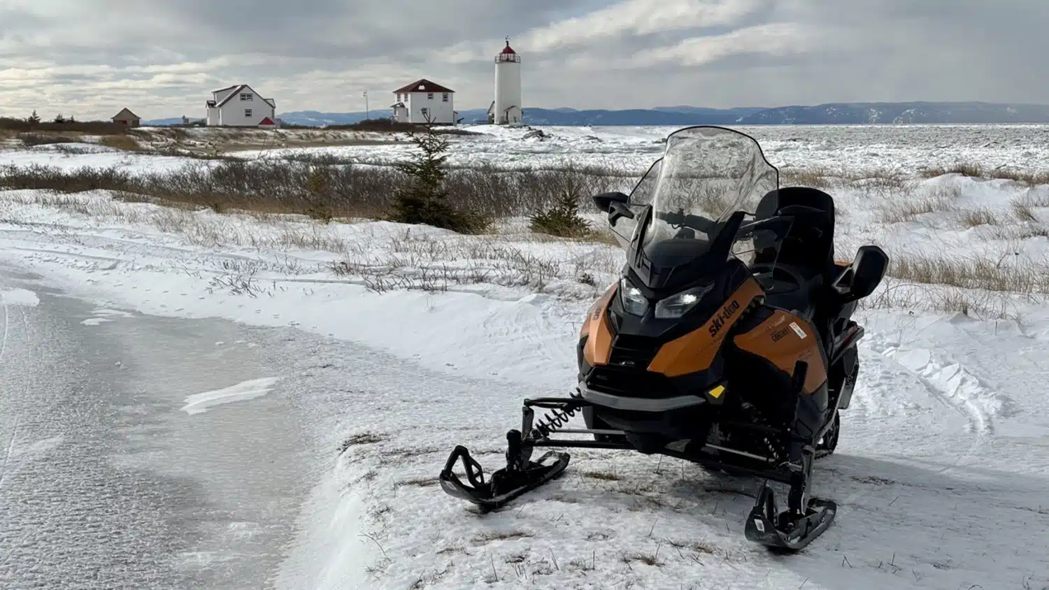 Ski-Doo Grand Touring LE 2025