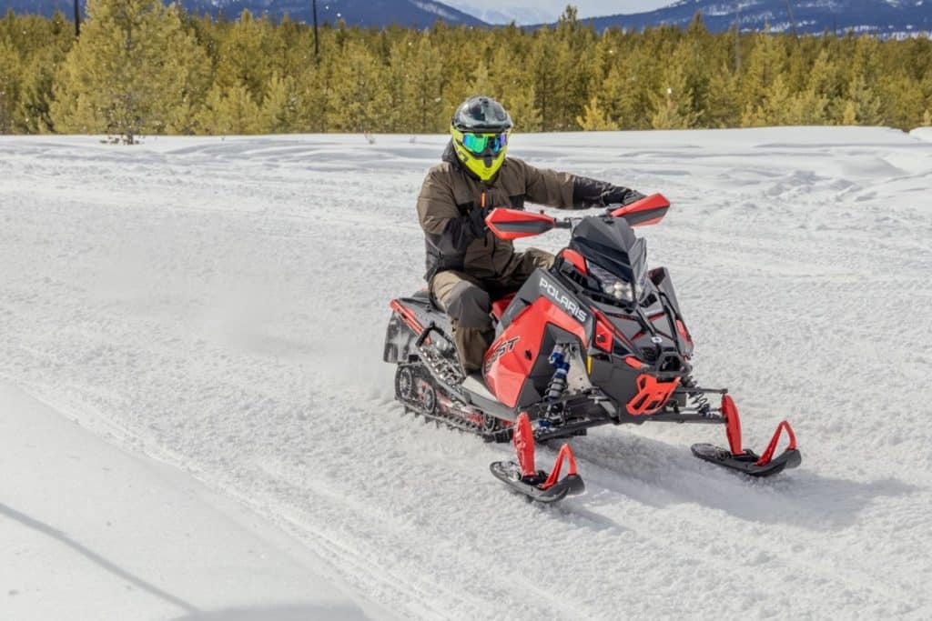 La Polaris BOOST Switchback Assault en pleine action!