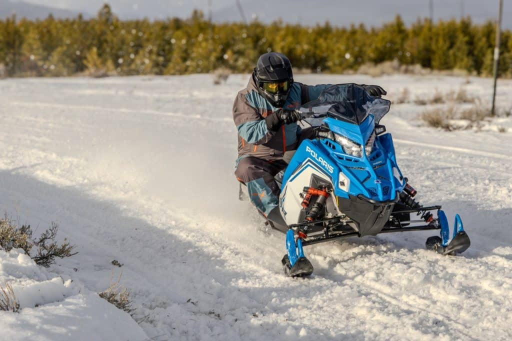 En action, on pousse!