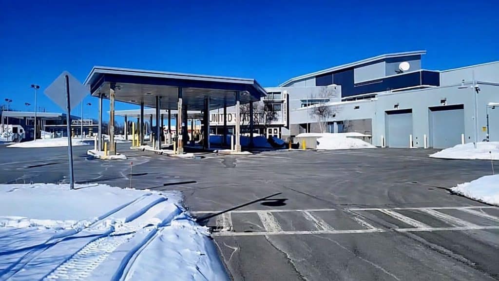 Poste frontalier Armstrong-Jackman