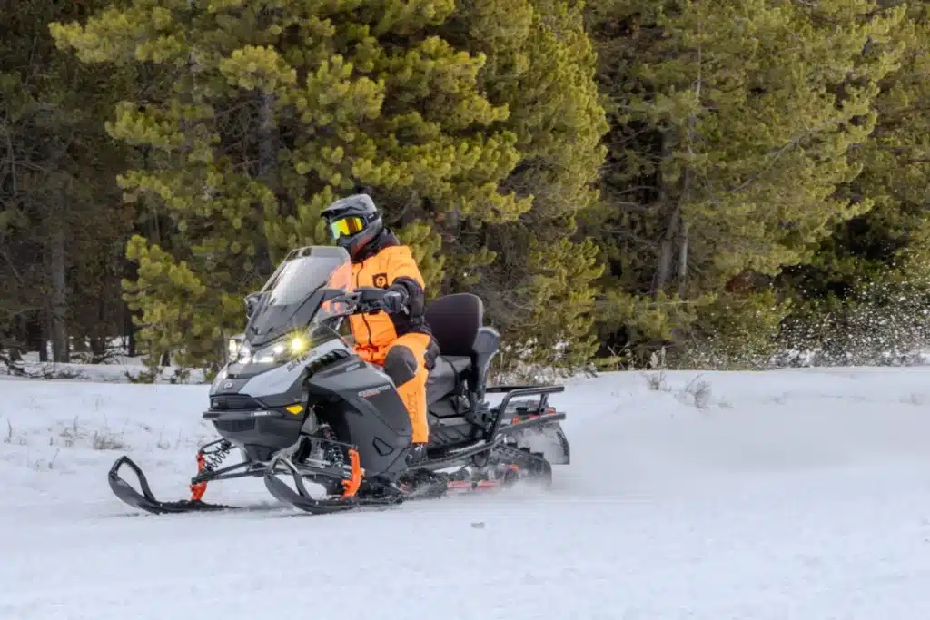 Ski-Doo Expedition LE 2027 en version 16 pouces