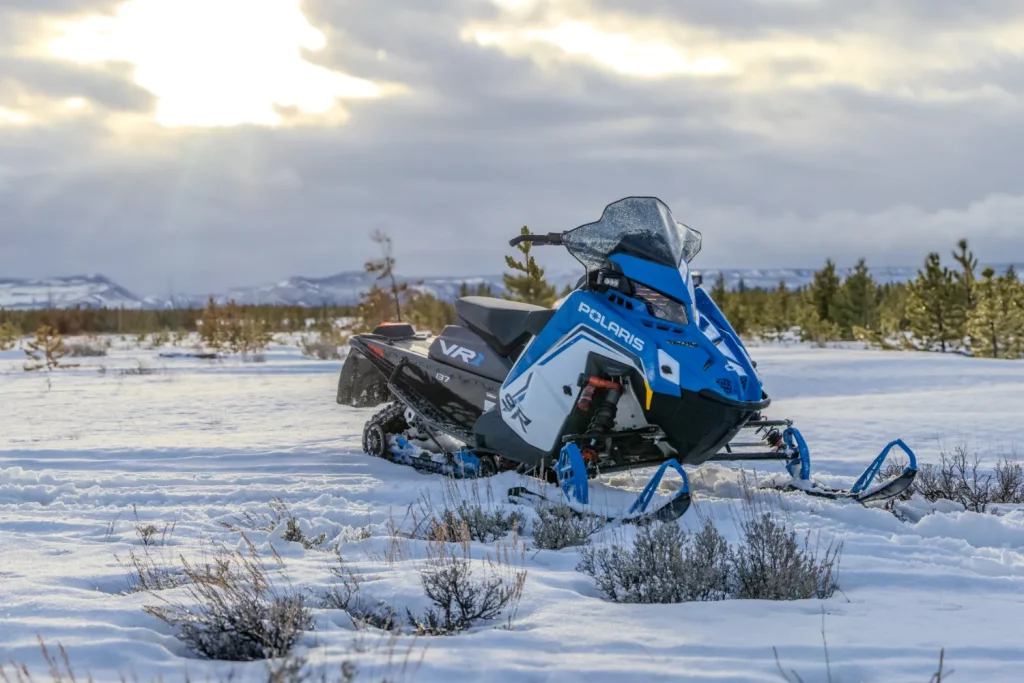 Motoneiges de sentier et multisegments Polaris 2027